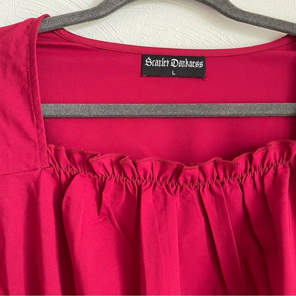 Scarlet Darkness Renaissance Peasant Dress - Picture 7 of 16